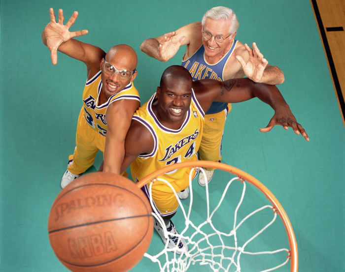 1996-shaquille-o-neal-kareem-abdul-jabbar-george-mikan-005531168r.jpg